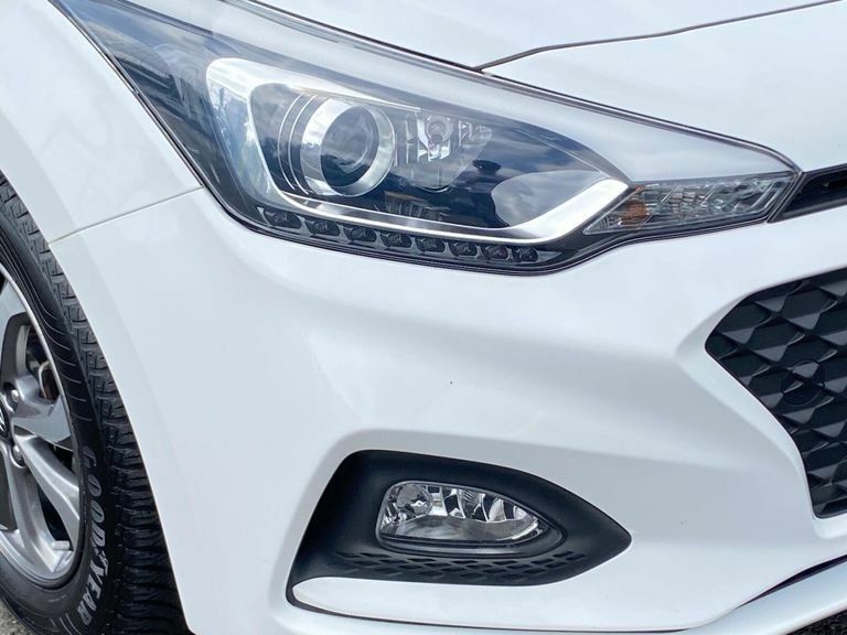 Hyundai I20 Hatchback Silver #25