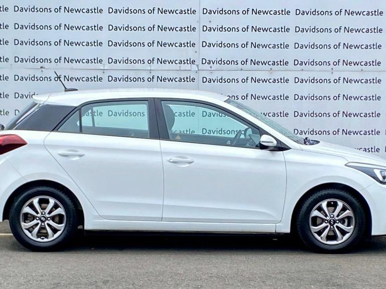 Hyundai I20 Hatchback Silver #7