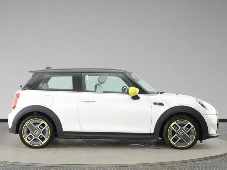 Mini Hatch 1.5 Cooper Classic Steptronic Euro 6 Ss Silver #2