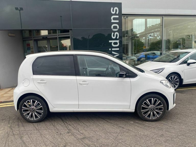 Volkswagen Up 1.0 Black Edition Hatchback Euro White #2