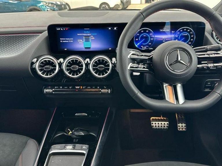 Mercedes-Benz EQA Eqa 250 70.5Kwh Amg Line Executive Black #5