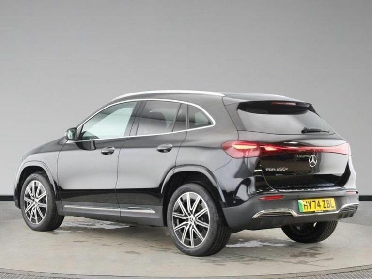 Mercedes-Benz EQA Eqa 250 70.5Kwh Amg Line Executive Black #3