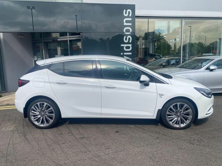 Vauxhall Astra 1.4I Turbo Gpf Elite Nav Hatchback White #2