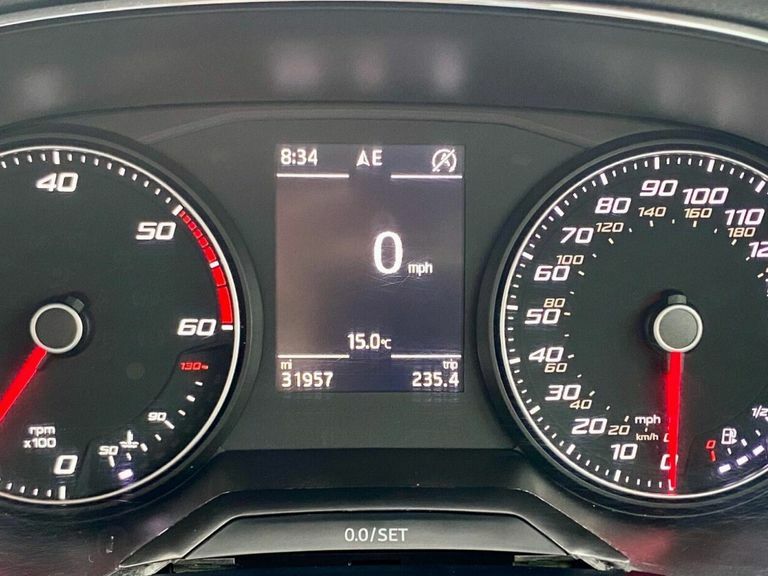 Seat Arona 1.6 Tdi Se Technology Red #31