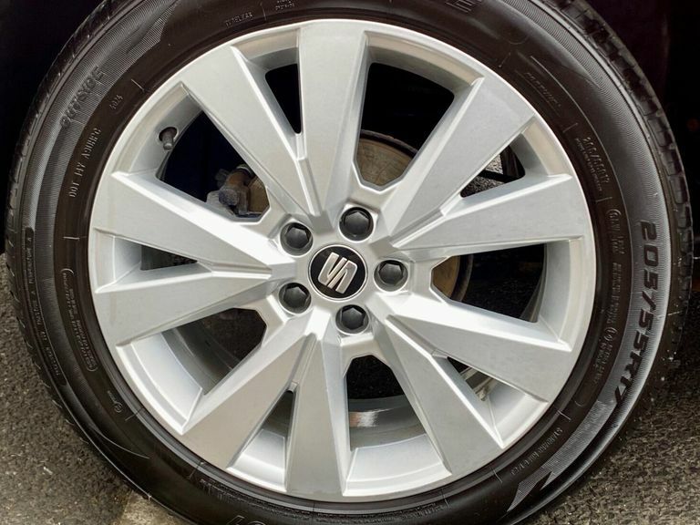 Seat Arona 1.6 Tdi Se Technology Red #22
