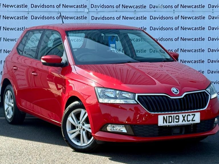 Skoda Fabia 1.0 Se Hatchback Euro 6 Ss 7 Red