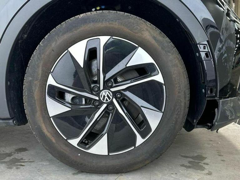 Volkswagen ID.4 Pro 77Kwh Match Suv 286 Ps Black #4