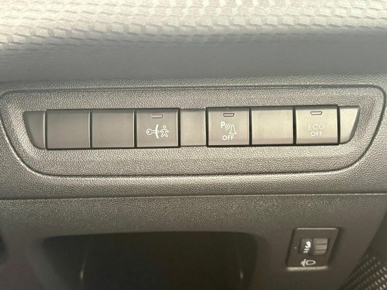 Peugeot 208 Ss Tech Edition Black #15