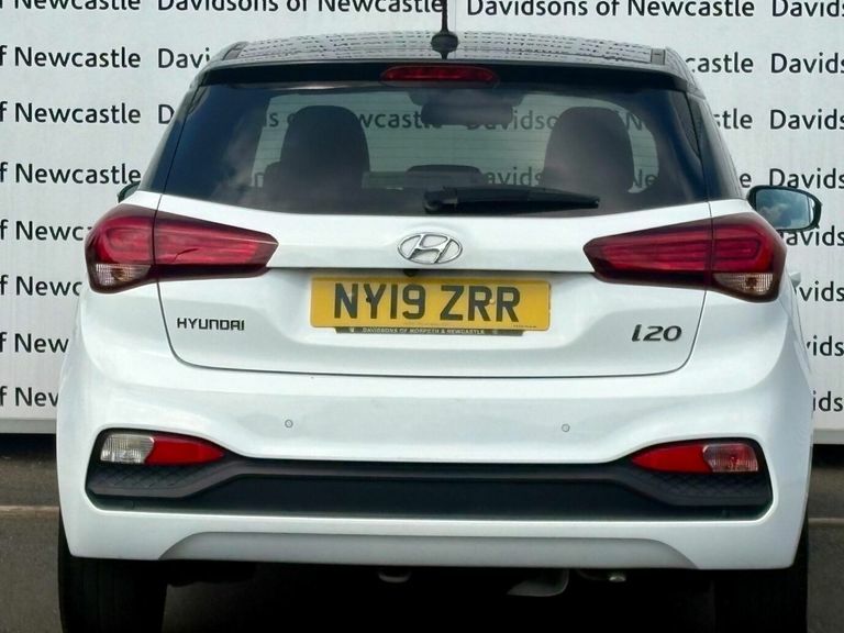 Hyundai I20 1.2 Play Hatchback Euro 6 Ss White #6