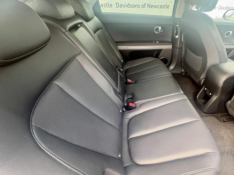Hyundai Ioniq 5 Hatchback Green #9