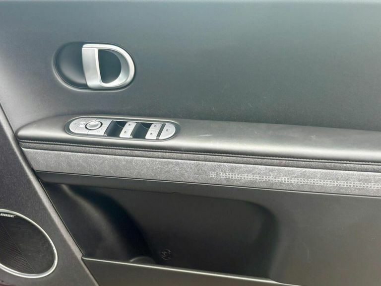 Hyundai Ioniq 5 Hatchback Green #17