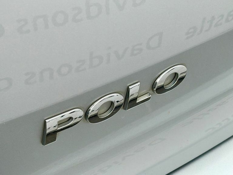 Volkswagen Polo Hatchback #29