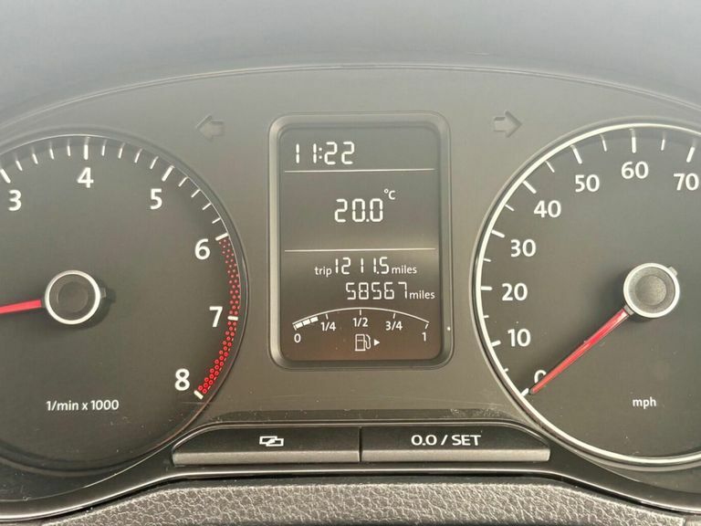 Volkswagen Polo Hatchback #26
