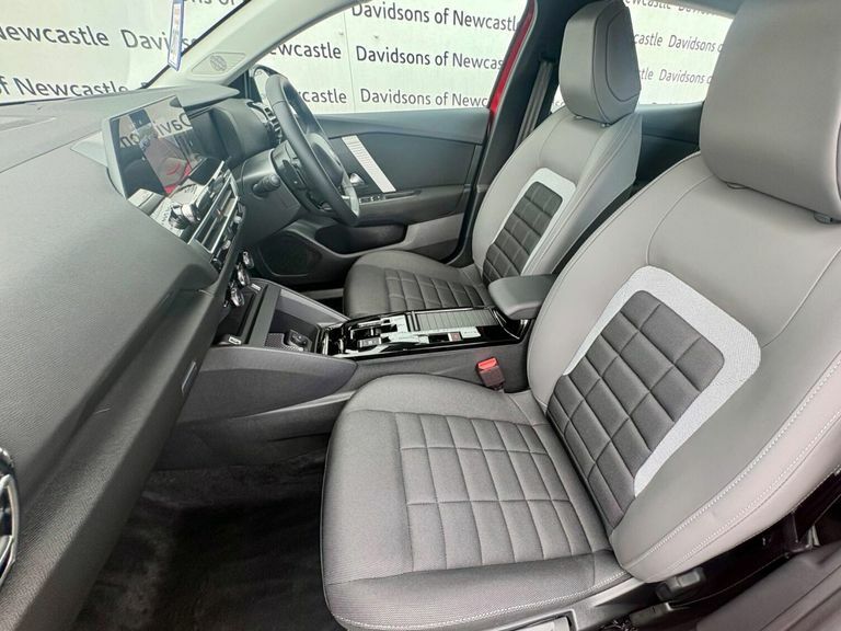 Citroen C4 1.2 Hybrid You E-dcs6 2025 White #10