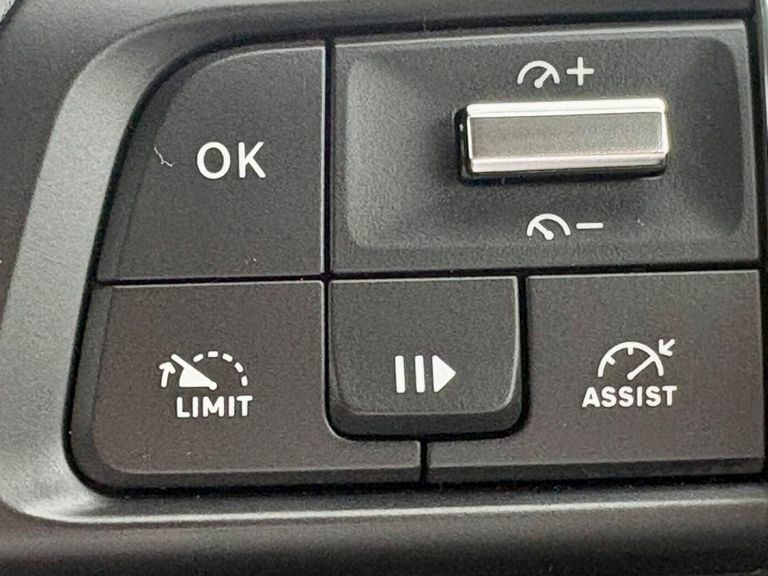 Citroen C4 1.2 Hybrid You E-dcs6 2025 White #16