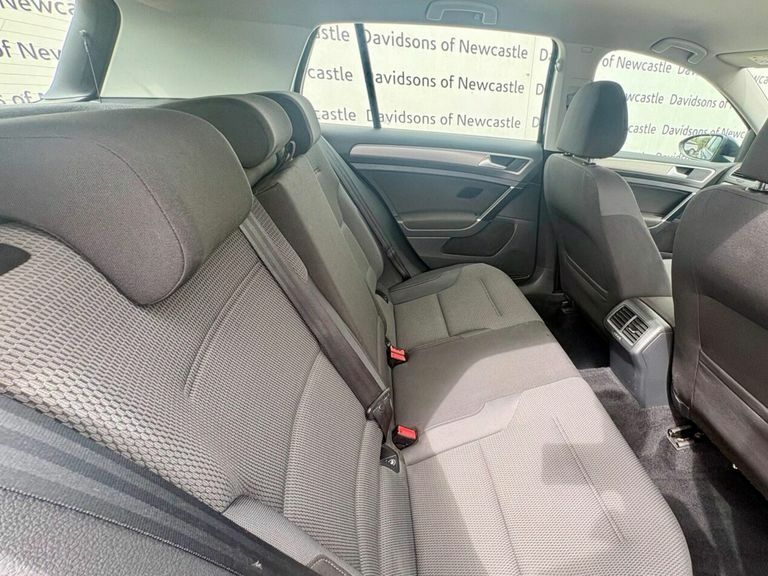 Volkswagen Golf 1.6 Tdi 105 Se Black #12