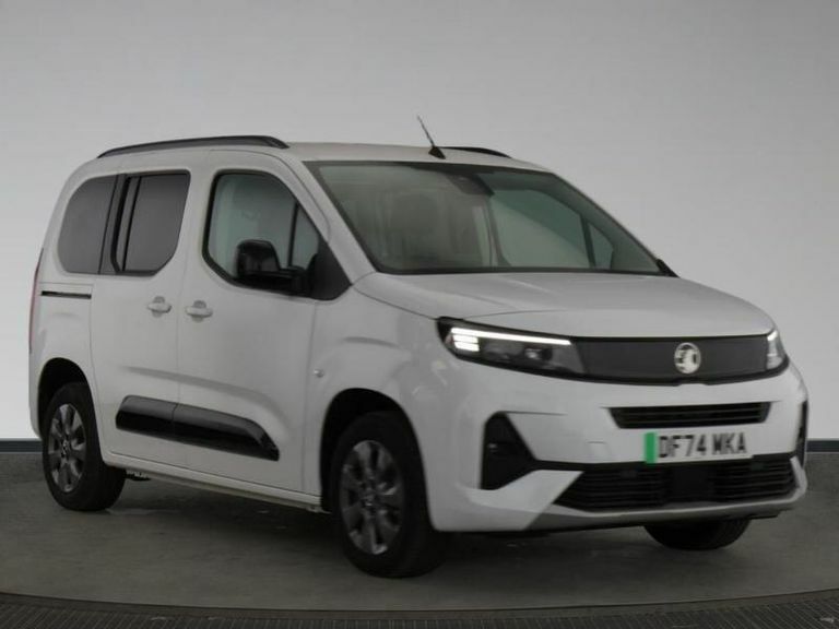 Vauxhall Combo-e Life 52Kwh Ultimate Mpv 11Kw Charger White