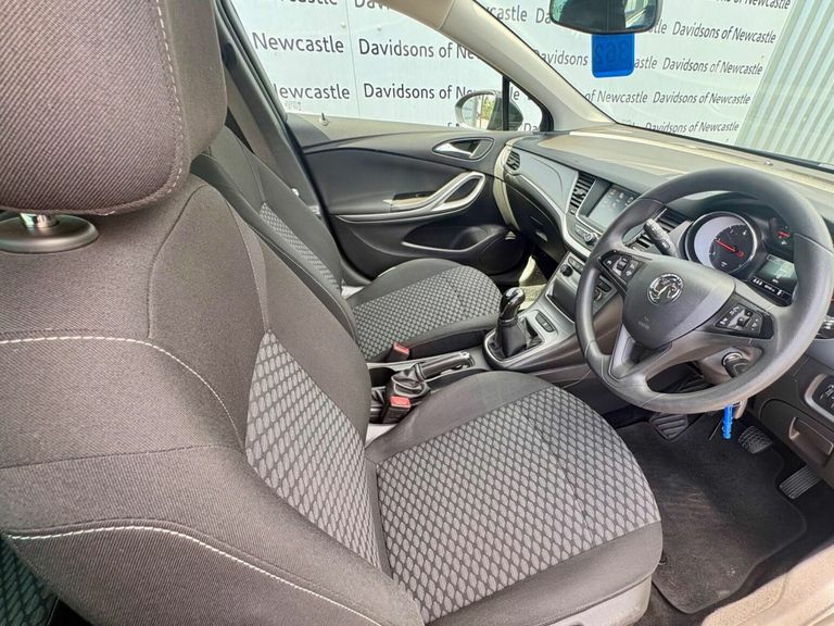 Vauxhall Astra 1.6 Cdti Ecoflex Design Sports Tourer Euro 6 Ss #4