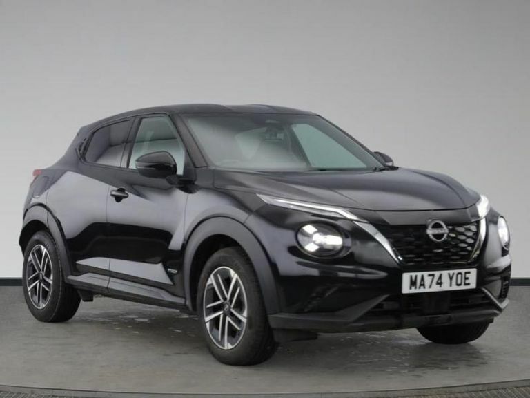 Nissan Juke 1.6 N-connecta Euro 6 Black