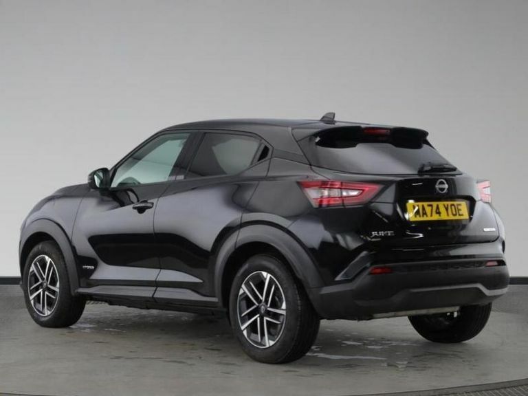 Nissan Juke 1.6 N-connecta Euro 6 Black #2
