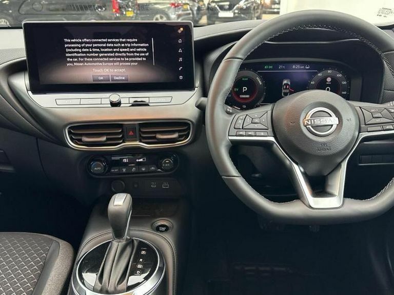 Nissan Juke 1.6 N-connecta Euro 6 Black #4