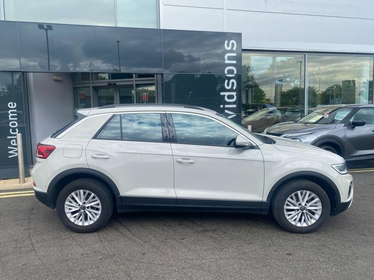 Volkswagen T-Roc R-line Black #2