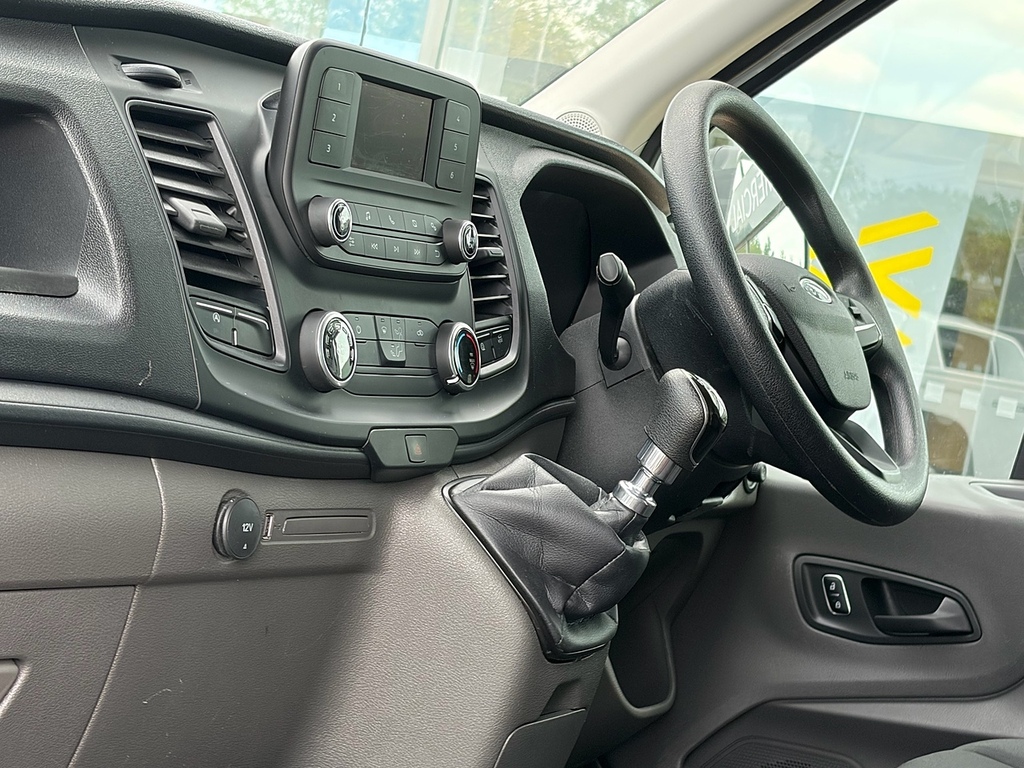 Ford Transit Custom 2.0 350 Ecoblue Leader L4 Luton 130Ps Euro 6 With DS24GVX White #6