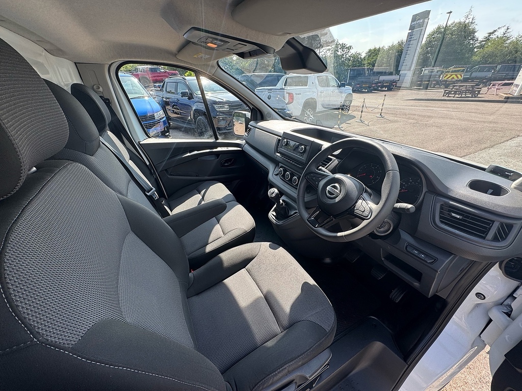 Nissan Primastar Dci 110Ps Acenta With Air Con, Rear Sensors, 1 Own Grey #8