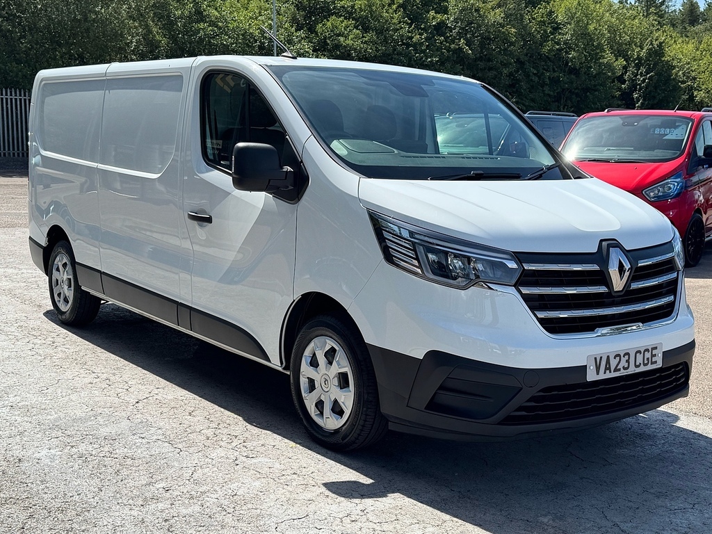 Renault Trafic Dci Blue Ll30 Advance L2 130Ps With Air Con, Rever White #3