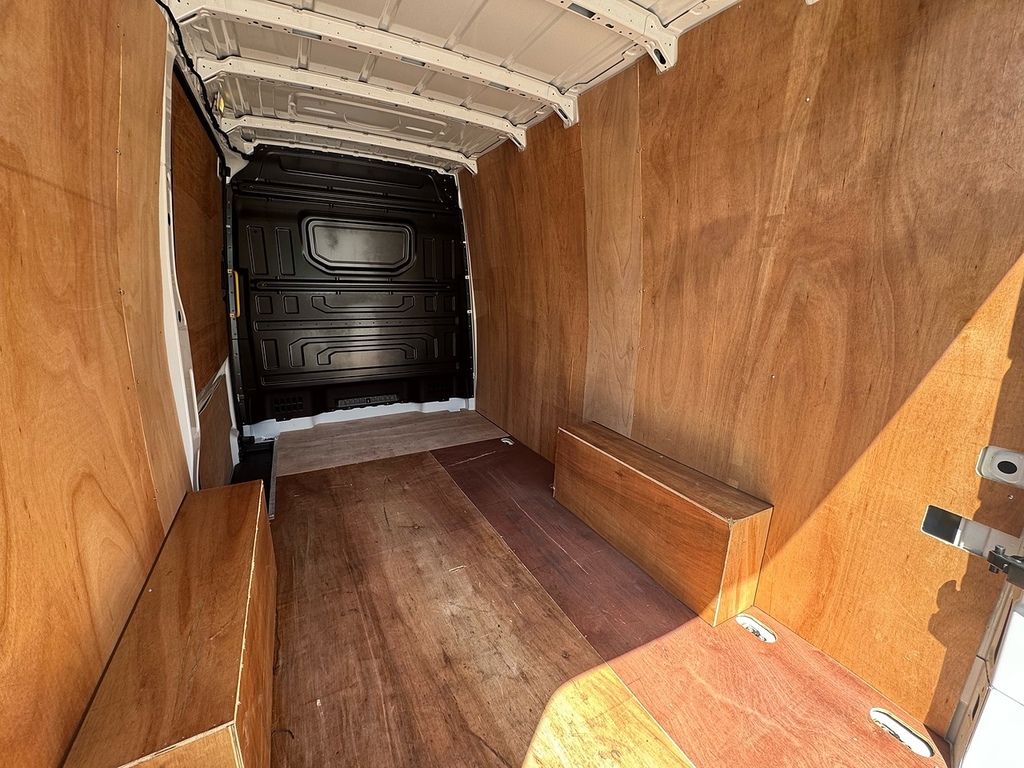 Volkswagen Crafter Volkswagen Cr35 Maxi Lwb Die 2.0 Tdi 140Ps Trendli Silver #16