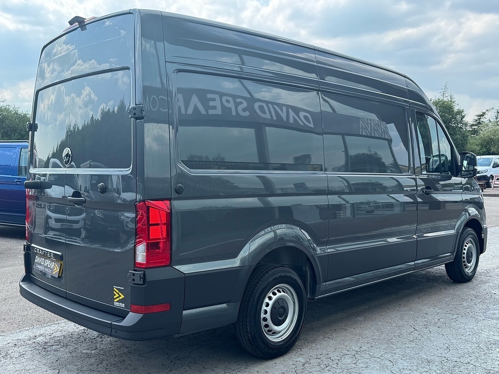 Volkswagen Crafter Tdi 140Ps Cr35 Commerce Plus Mwb With Air Con, Rev Grey #2