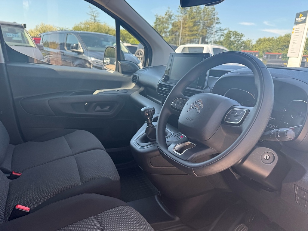 Citroen Berlingo Bluehdi 650Driver Edition M Swb 100Ps With Cruise Grey #4