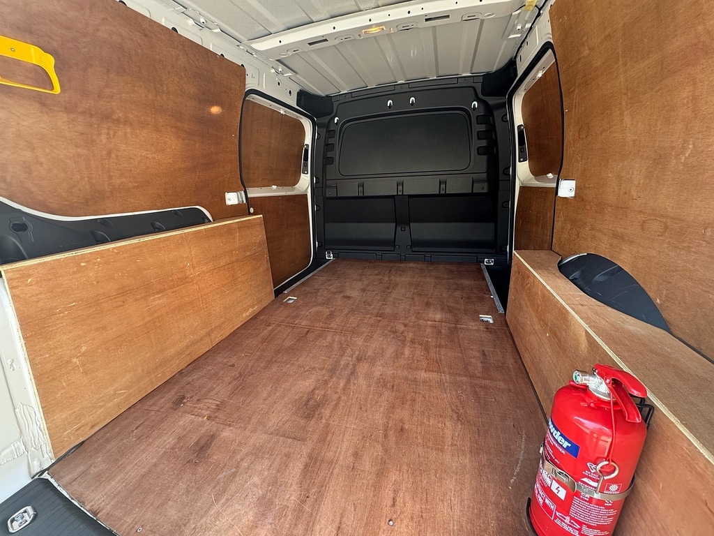 Volkswagen Caddy Maxi Commerce Pro Silver #12