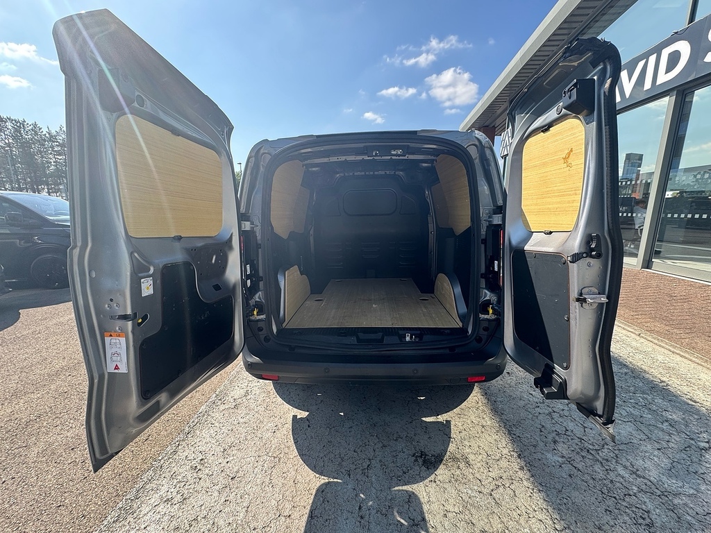 Ford Transit Courier Active 1.0 Ecoboost 125Ps Silver #10