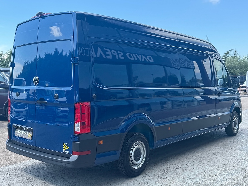 Volkswagen Crafter Tdi 140Ps Cr35 Commerce Plus L4 Lwb 4.3M With Blue #2