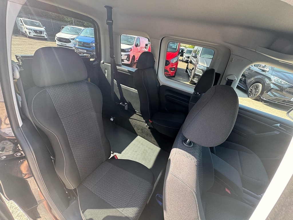 Volkswagen Caddy Life 2L Null Blue #19
