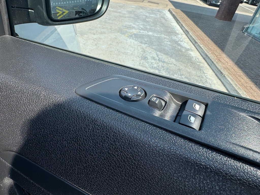Vauxhall Vivaro Mpv Grey #28
