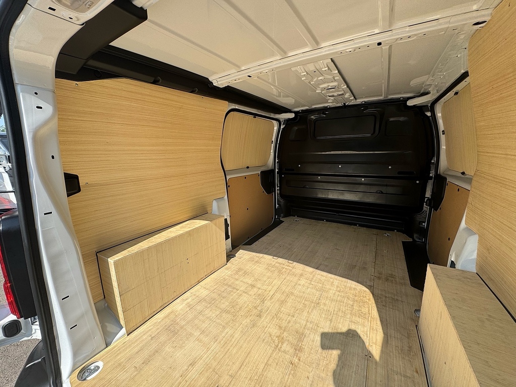 Vauxhall Vivaro Mpv Grey #12