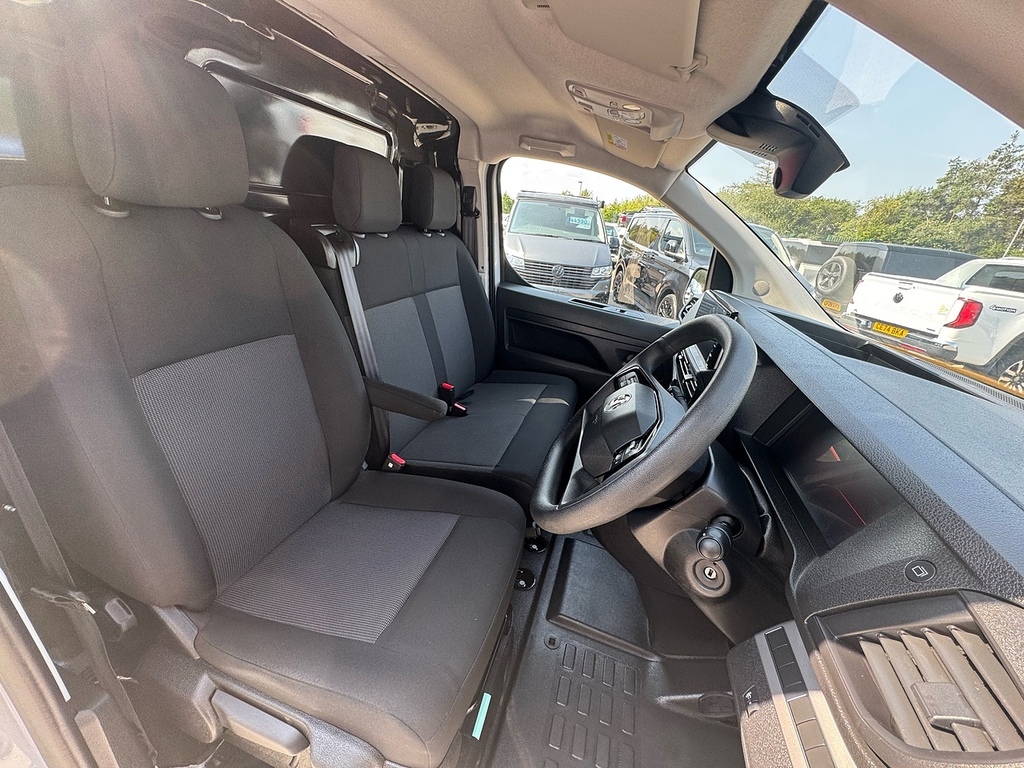 Vauxhall Vivaro Mpv Grey #23