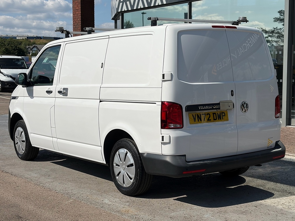 Volkswagen Transporter Tdi 90Ps T30 Startline L1 Swb With Air Con Sat N White #4