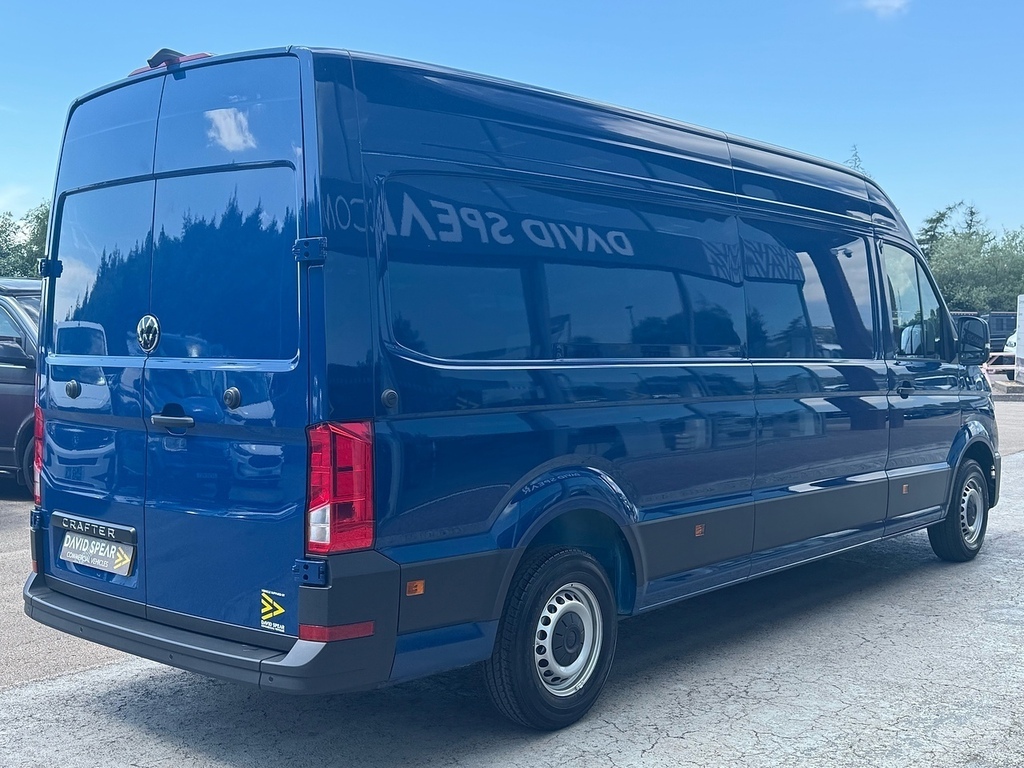 Volkswagen Crafter Tdi 140Ps Cr35 Commerce Plus Lwb 4.3M With Blue #4