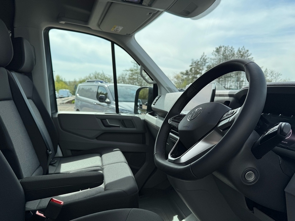Volkswagen Crafter Tdi 140Ps Cr35 Commerce Plus Lwb 4.3M With Ai Grey #4