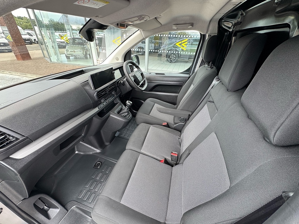 Peugeot Expert 2.0 Bluehdi 145 Professional Van Panel Van White #24