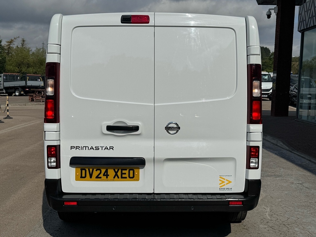 Nissan Primastar 2.0 Dci 110 Tekna L2 H1 3.0T Panel Van White #8