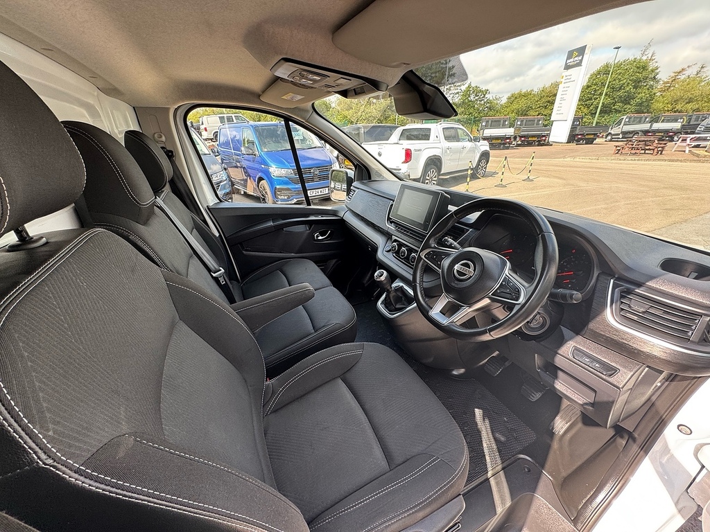 Nissan Primastar 2.0 Dci 110 Tekna L2 H1 3.0T Panel Van White #9
