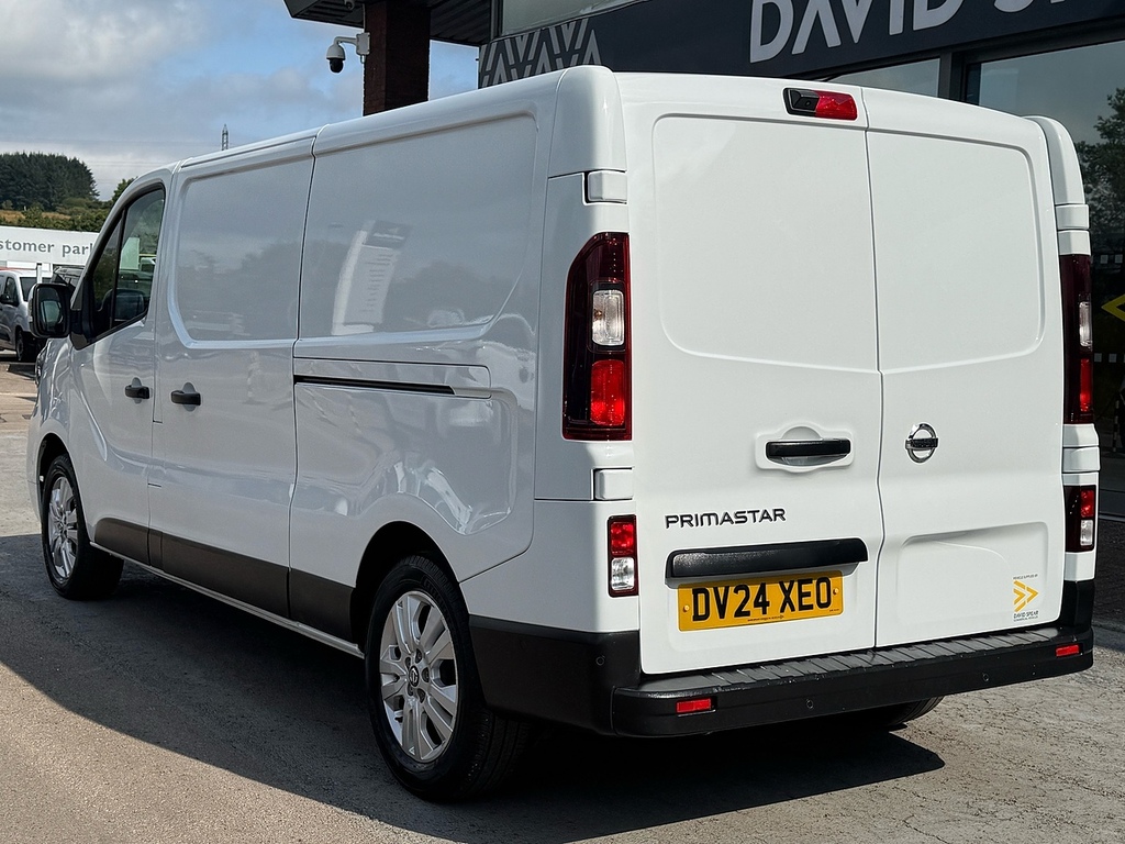 Nissan Primastar Dci 30 Tekna L2 130Ps With Reverse Camera, Air Con White #4