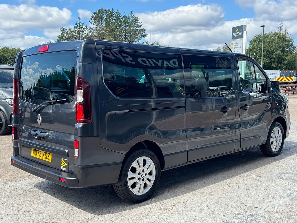 Renault Trafic Dci Ll30 Sport 150Ps 9 Seater Minibus L2 Lwb No Va Grey #2