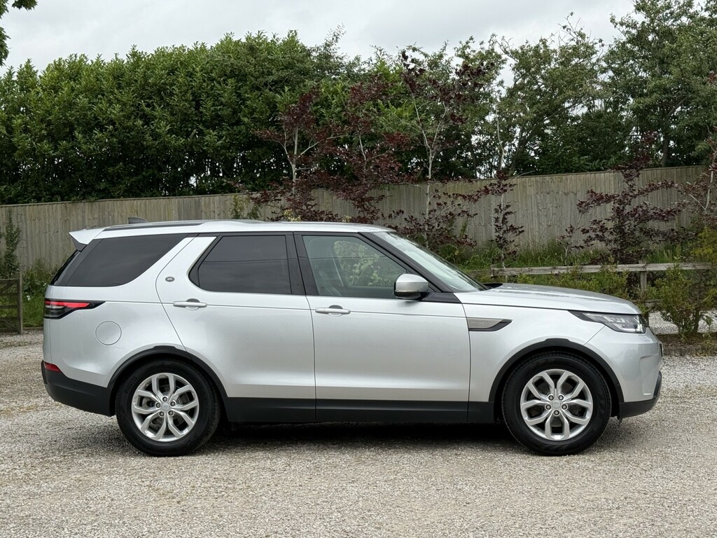 Land Rover Discovery Suv 2016 - 2021 Silver
