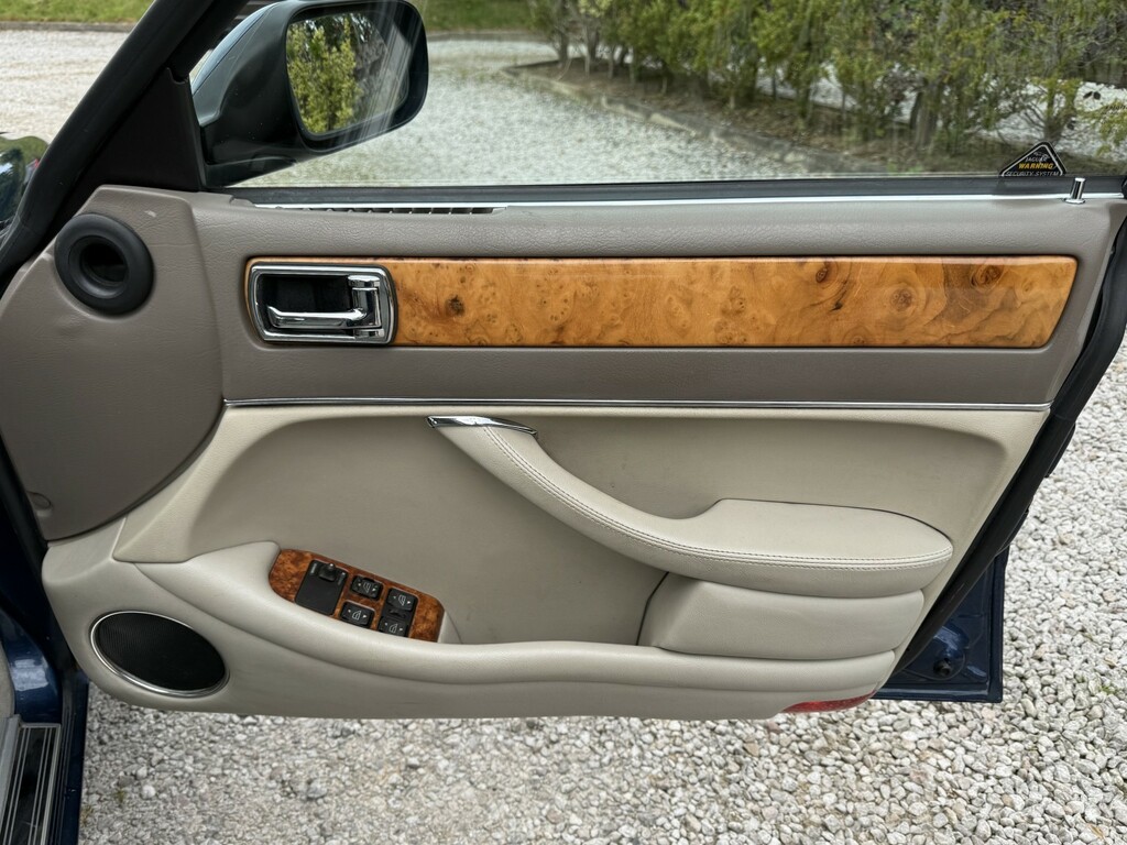 Jaguar XJ Auto Red #15