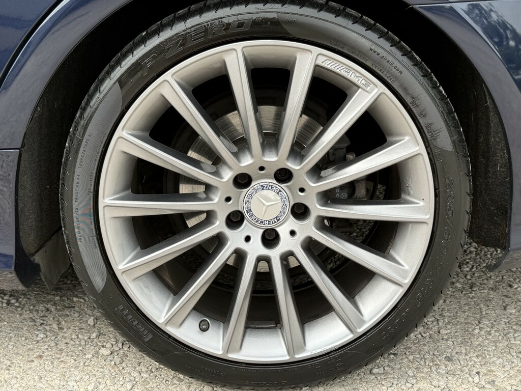 Mercedes-Benz CLS 350D Amg Line Premium Plus 9G-tronic Black #24
